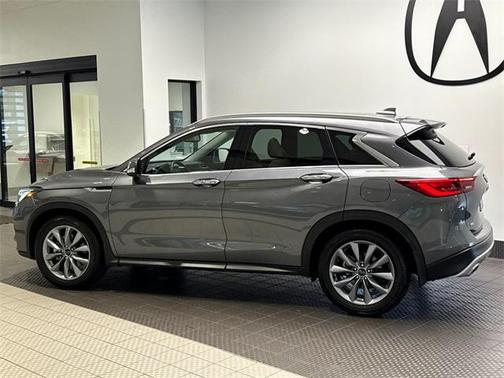 2022 INFINITI QX50 LUXE AWD