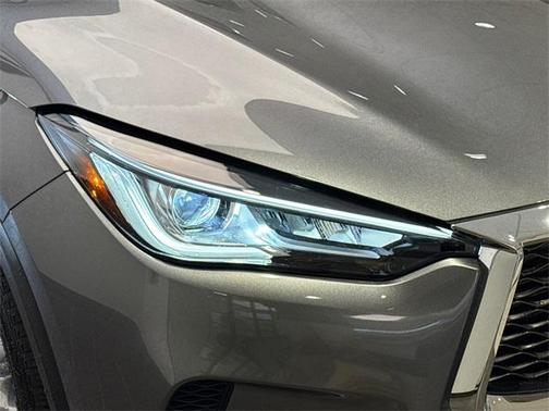 2022 INFINITI QX50 LUXE AWD