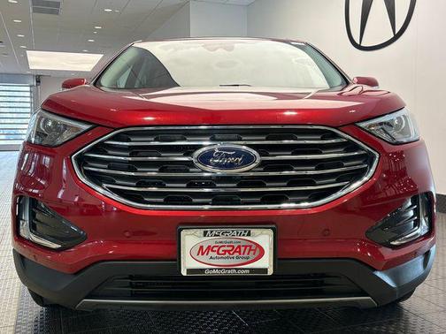 Rapid Red Metallic Tinted Clearcoat 2024 Ford Edge Titanium