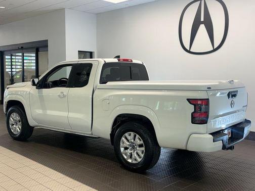 Glacier White 2023 Nissan Frontier SV