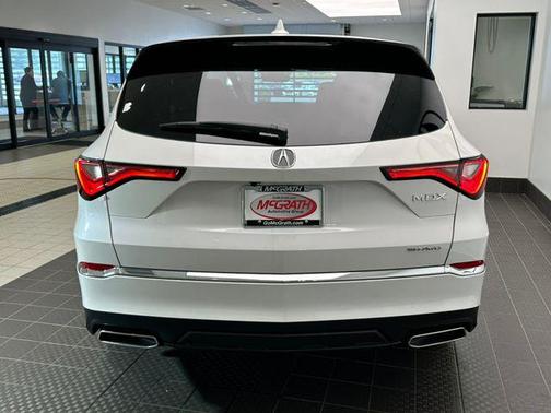 2023 Acura MDX Standard