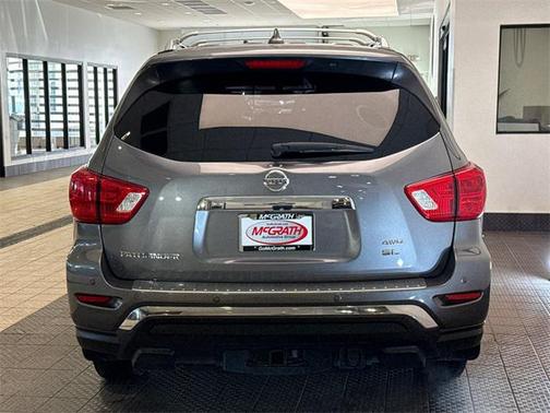 2020 Nissan Pathfinder SL 4WD