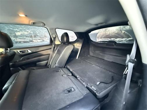 2020 Nissan Pathfinder SL 4WD