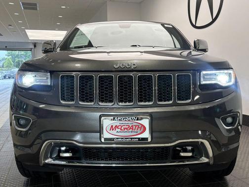 Granite Crystal Metallic Clearcoat 2015 Jeep Grand Cherokee Overland
