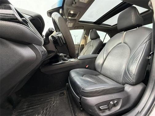 2019 Toyota Camry XSE