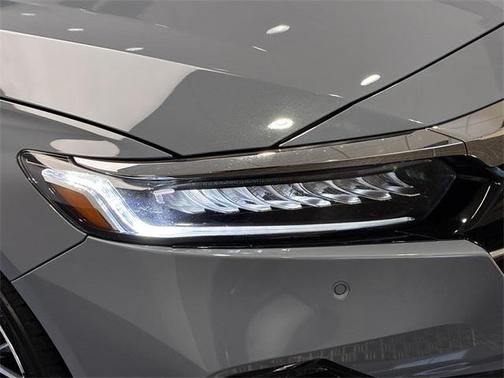 2022 Honda Accord Touring 2.0T