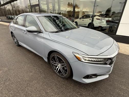 2022 Honda Accord Touring 2.0T