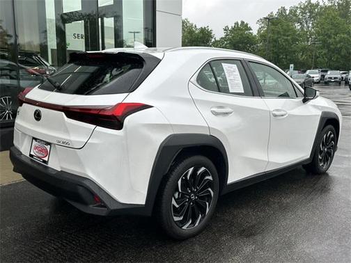 2022 Lexus UX 200 Base