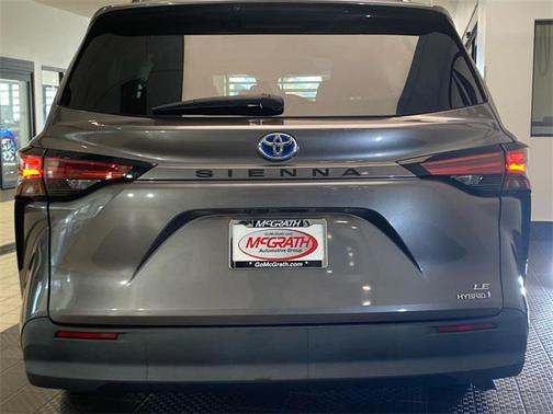 2021 Toyota Sienna LE