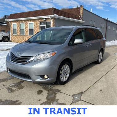 2014 Toyota Sienna XLE