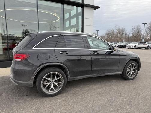 2022 Mercedes-Benz GLC 300 4MATIC