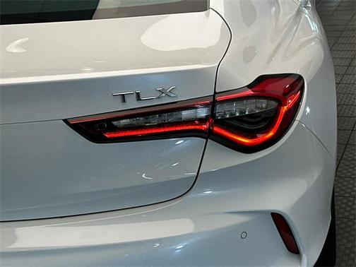 2022 Acura TLX Technology