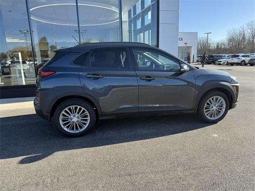 2021 Hyundai KONA SEL