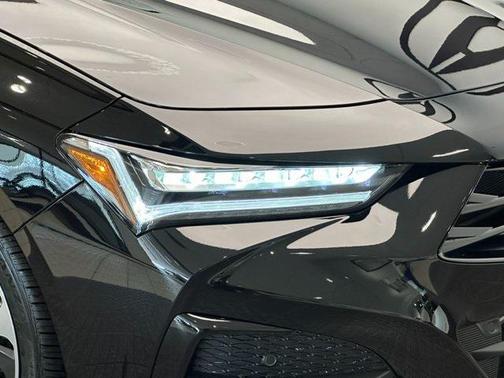 2025 Acura TLX Technology