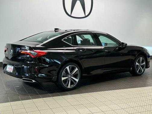 2025 Acura TLX Technology