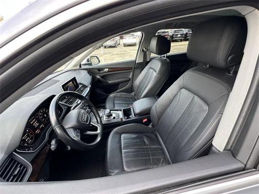 2018 Audi Q5 2.0T Premium Plus