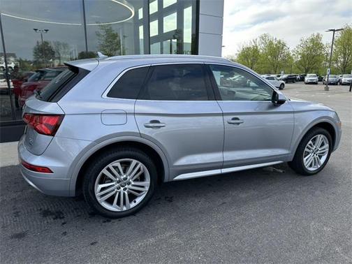 2018 Audi Q5 2.0T Premium Plus