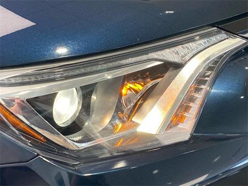 2017 Toyota RAV4 Hybrid XLE