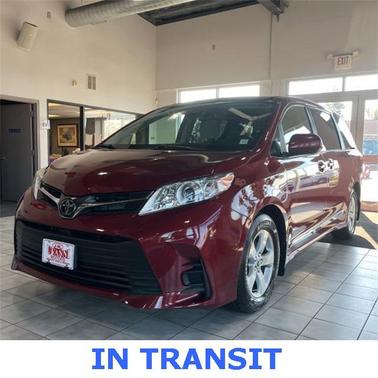 2020 Toyota Sienna LE