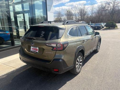 Autumn Green Metallic 2023 Subaru Outback Premium