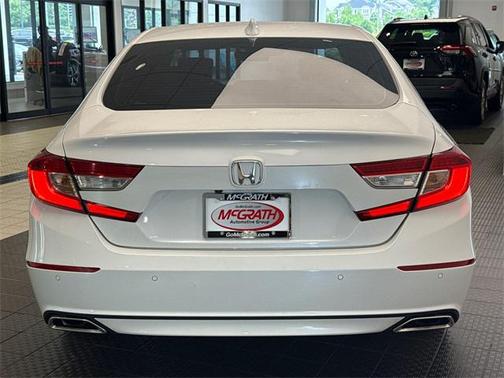 2019 Honda Accord Touring 2.0T