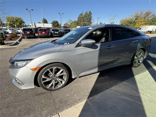 2019 Honda Civic Touring