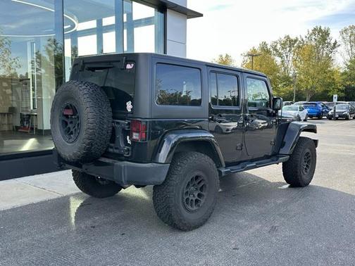 2016 Jeep Wrangler Unlimited Sahara