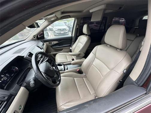2021 Honda Pilot Touring 8-Passenger