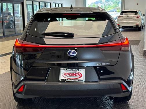 2022 Lexus UX 250h Base