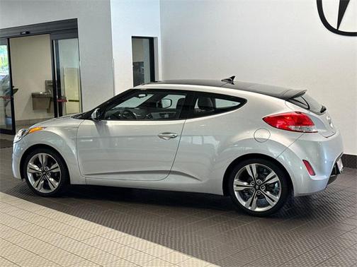 2016 Hyundai Veloster Base