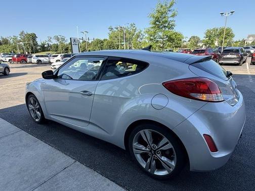 2016 Hyundai Veloster Base