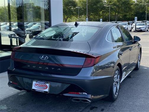 2022 Hyundai SONATA SEL