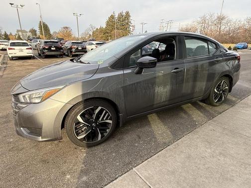 2024 Nissan Versa 1.6 S