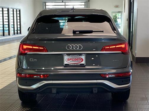 2023 Audi Q5 45 S line Premium