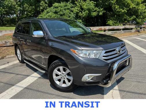 2013 Toyota Highlander SE