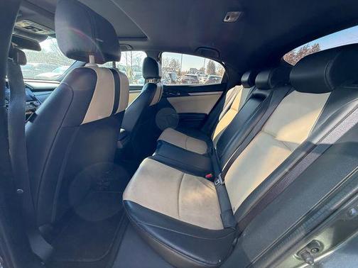 2019 Honda Civic EX-L w/Navi