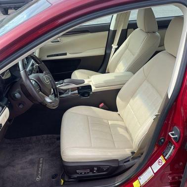 2017 Lexus ES 350 Base