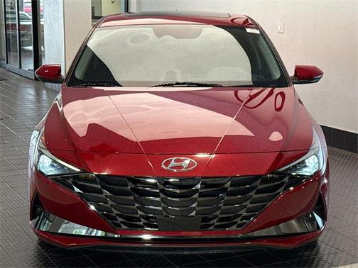 2022 Hyundai ELANTRA Limited