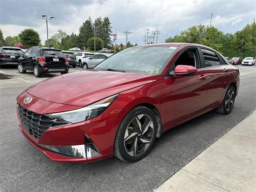 2022 Hyundai ELANTRA Limited