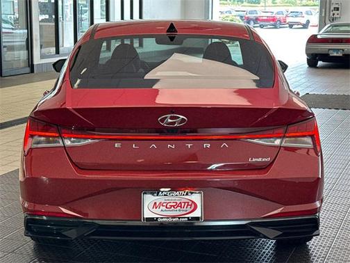 2022 Hyundai ELANTRA Limited