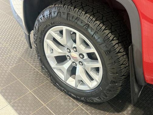 Cardinal Red 2018 GMC Sierra 1500 SLT