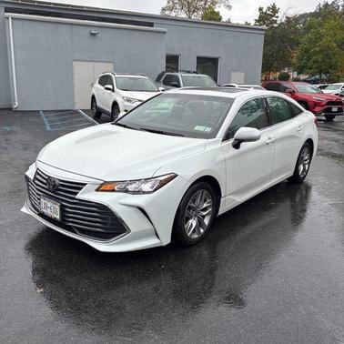 2022 Toyota Avalon XLE