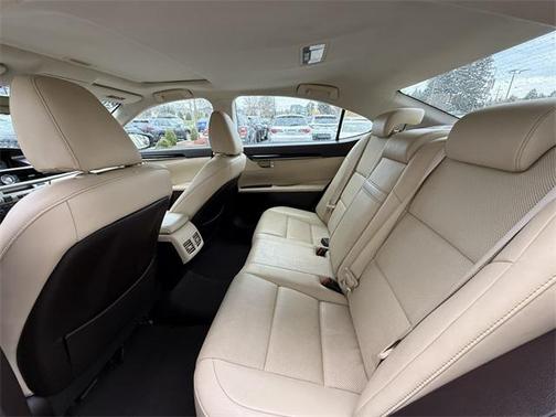 2016 Lexus ES 350 Base