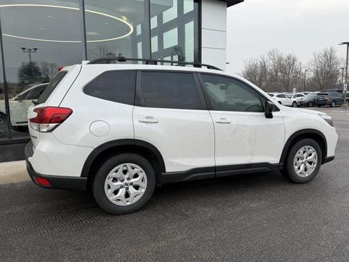 2019 Subaru Forester Base