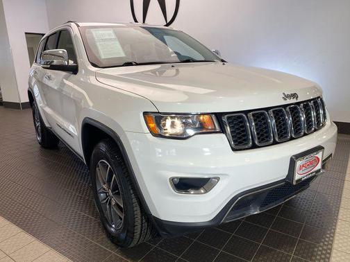 Bright White Clearcoat 2017 Jeep Grand Cherokee Limited