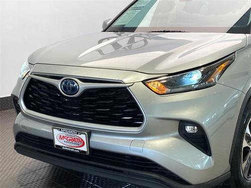 2021 Toyota Highlander Hybrid XLE