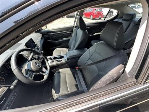 2022 Nissan Altima 2.5 SL