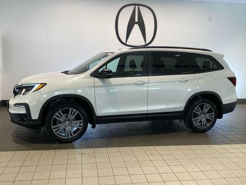 Platinum White Pearl 2022 Honda Pilot AWD Sport
