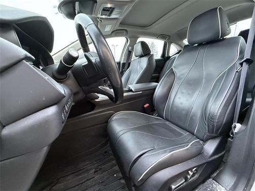 2023 Acura TLX Advance