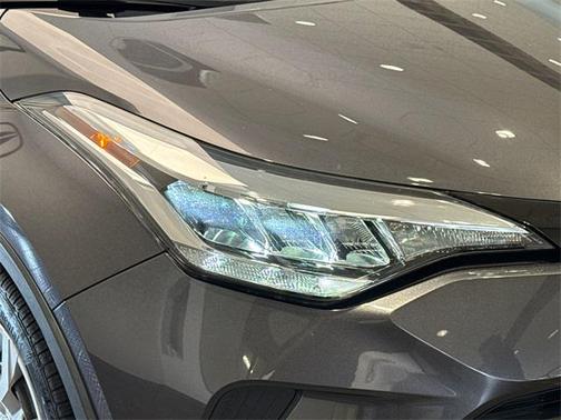 2020 Toyota C-HR LE